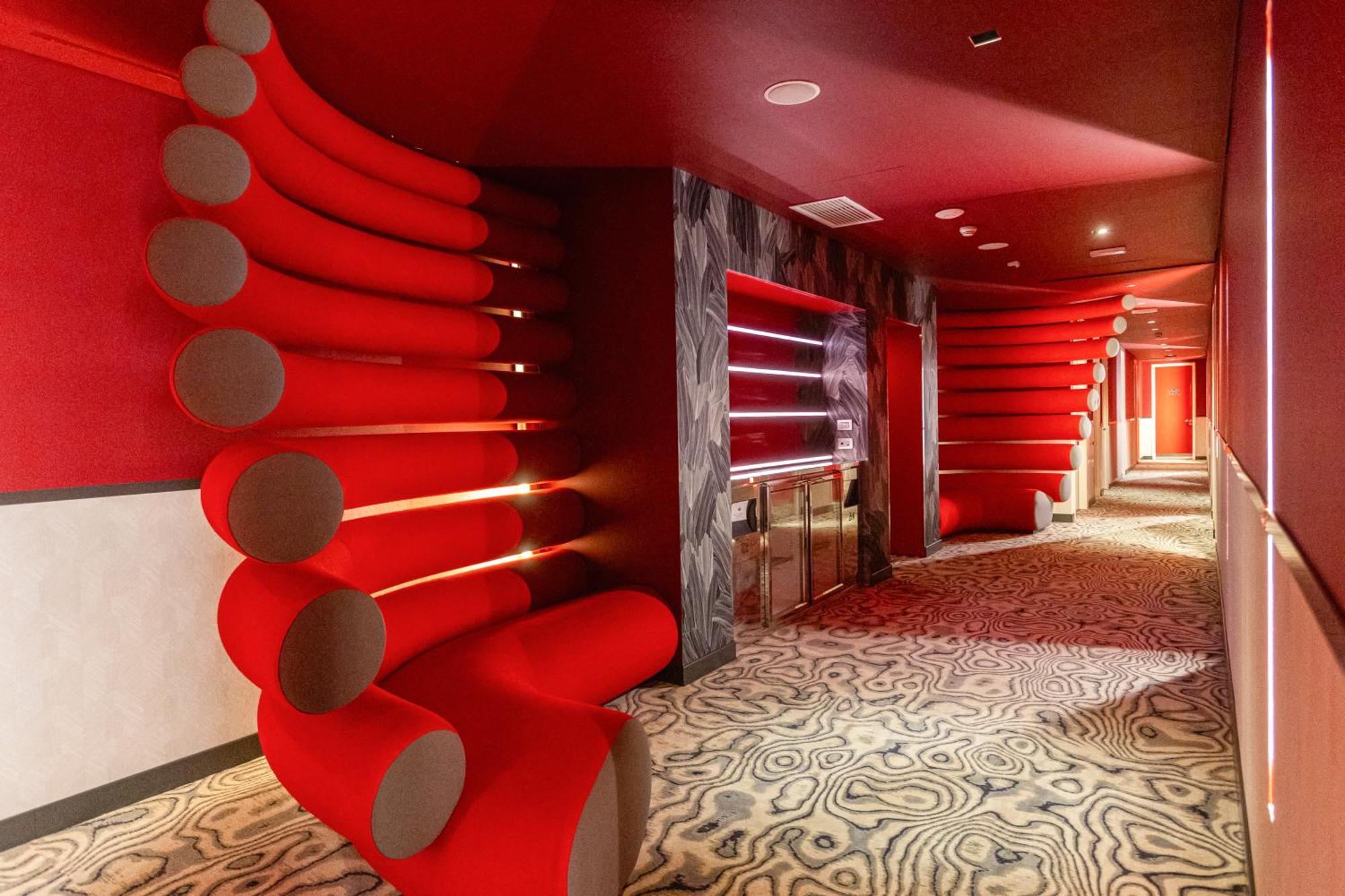 Duomo Hotel Римини Екстериор снимка