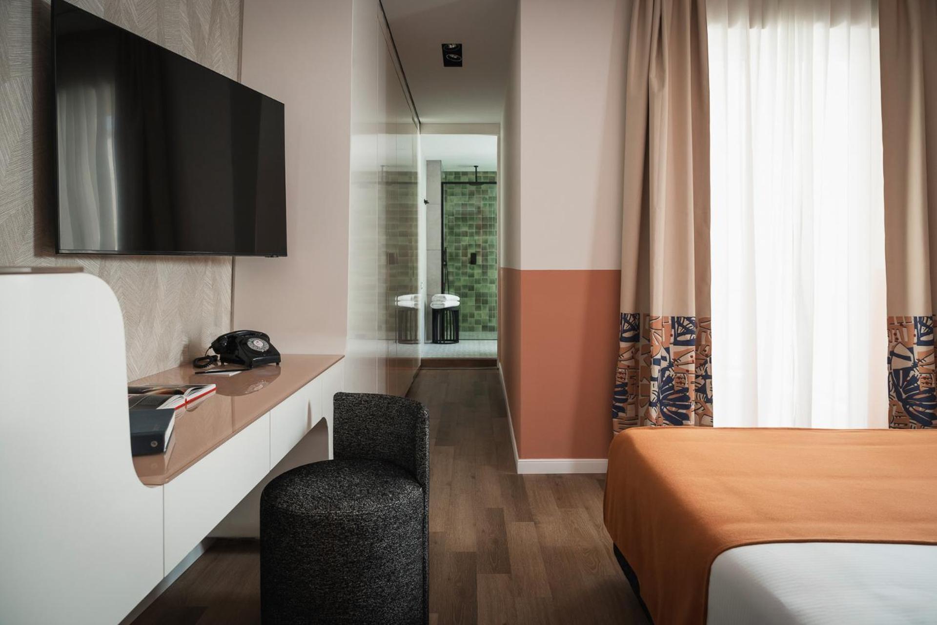 Duomo Hotel Римини Екстериор снимка