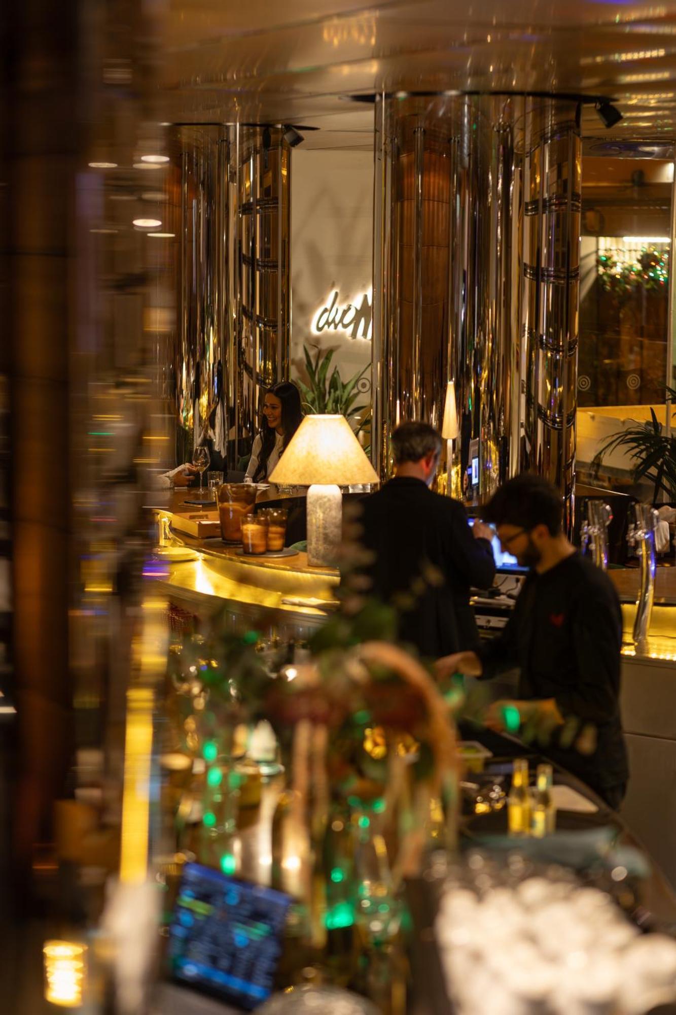 Duomo Hotel Римини Екстериор снимка
